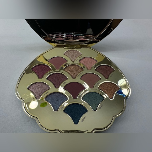 Tarte Makeup Palette - Picture 2 of 2